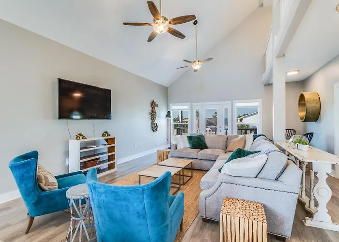 Holiday home Modern, 3 Bedroom Private House Within Walking Distance To The Beach! Gulf Shores